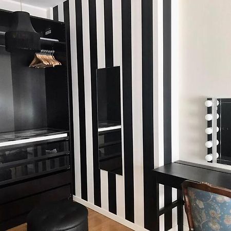Comodo Bilocale Nuovo Milano Apartment Luaran gambar